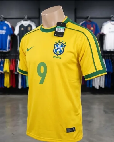 Camisa retrô Ronaldo tamanho G