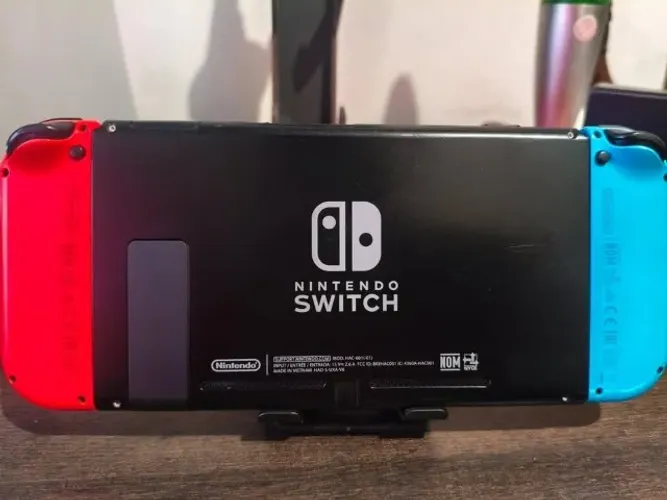 Nintendo Switch V2 desbloqueado+MicroSD 512 gb Lexar ( Mais informações na descrição )