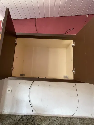 Conjunto Armários de cozinha com tampo de Granito