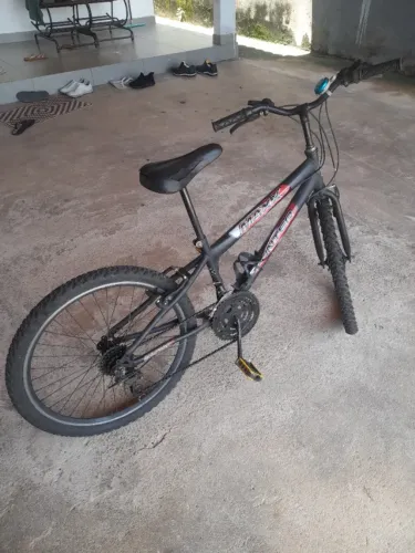 Bicicleta aro 24