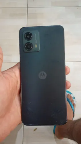 (02 celular) Motorola c/ display quebrado