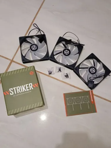 Kit 3 Ventoinhas STRIKER & Pichau (RAINBOW)