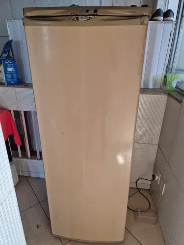 Geladeira Electrolux usada funcionado