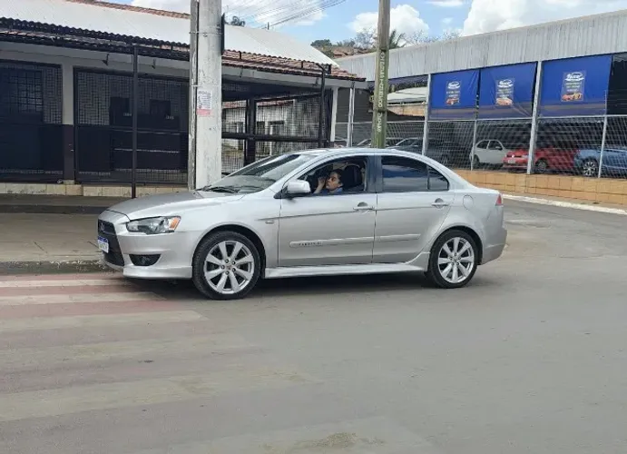 Mitsubishi Lancer 2.0 16V 160cv Aut. 2012