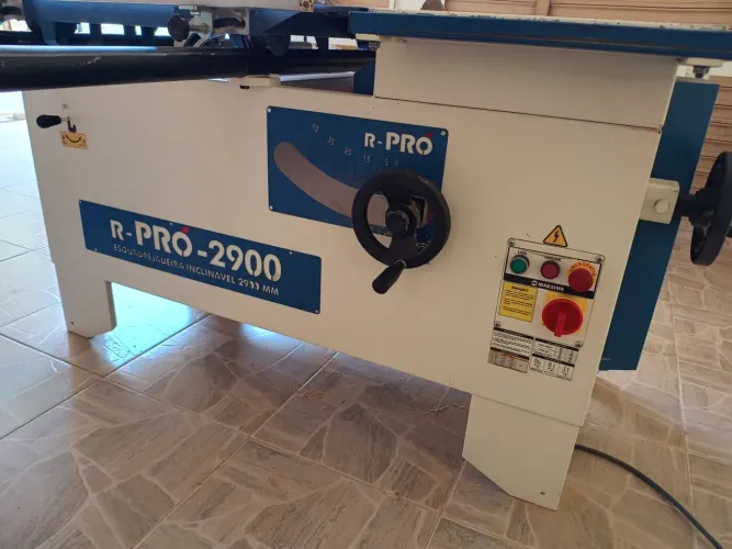 Esquadejadeira Malisiwa 2900