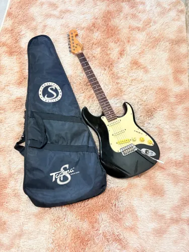 Guitarra Tagima T-735 Especial Series. Cordas 010. Regulada. Estado de NOVA. Aceito TROCA