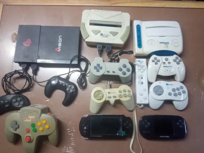 Lote de videogames com defeito 