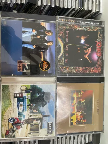 Lote 4 CDs Clássicos de Rock, Hard Rock e Britpop