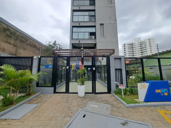 Apartamento à venda em Osasco-SP, no Continental: 1 quarto, 1 sala, 2 banheiros, 1 vaga, 4