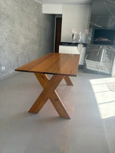 Mesa madeira maciça