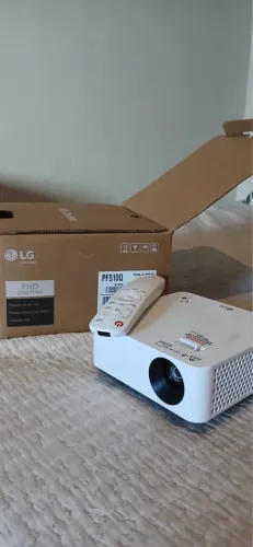 Projetor LG Cinebeam Smart, Full HD, até 120", Bluetooth, WI-FI 