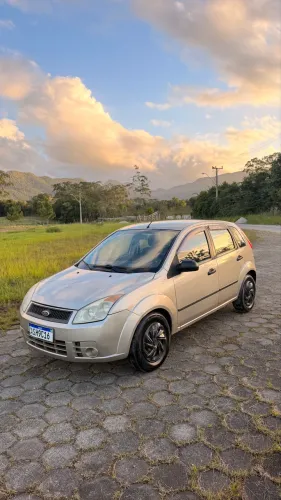 Ford Fiesta 1.0 8V Flex/class 1.0 8V Flex 5P 2010