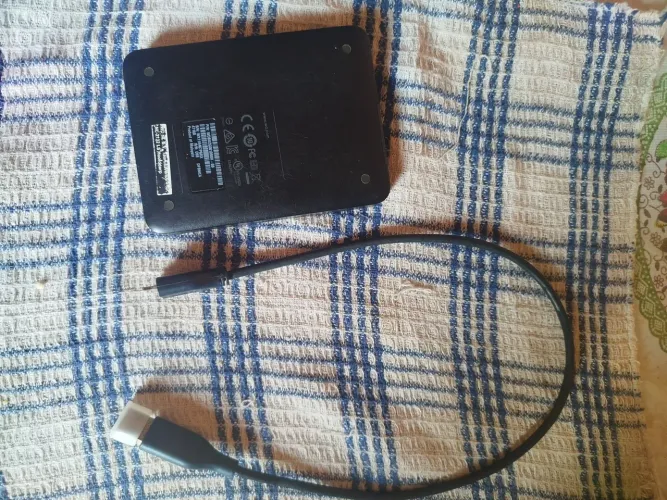 HD Externo Portátil WD Elements 1TB USB 3.0 - Muito Conservado