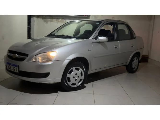 Chevrolet Classic Advantage 1.0 VHC Flexpower 4P 2014