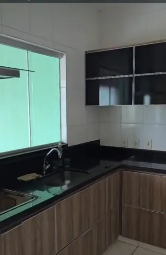 casa com três quartos no setor vereda dos buritis-Goiânia