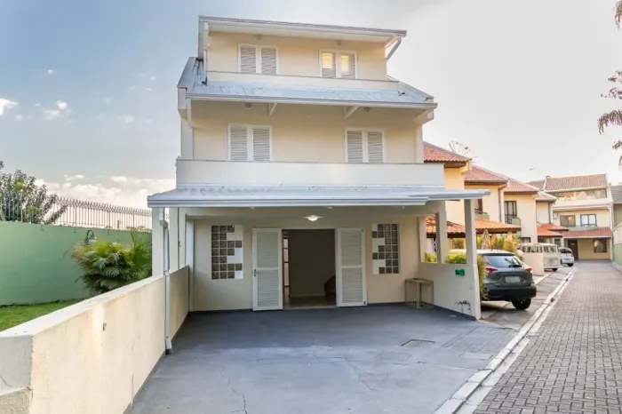 Sobrado com 4 dormitórios para alugar, 150 m² - Seminário - Curitiba/PR