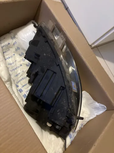 farol polo 2023 para reparar 