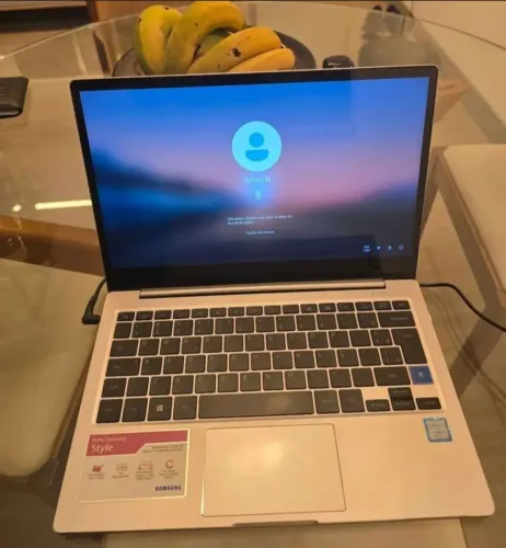Vendo Notebook Sansung IMPECÁVEL
