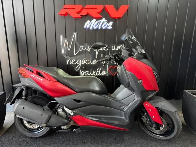 YAMAHA XMAX 2021
