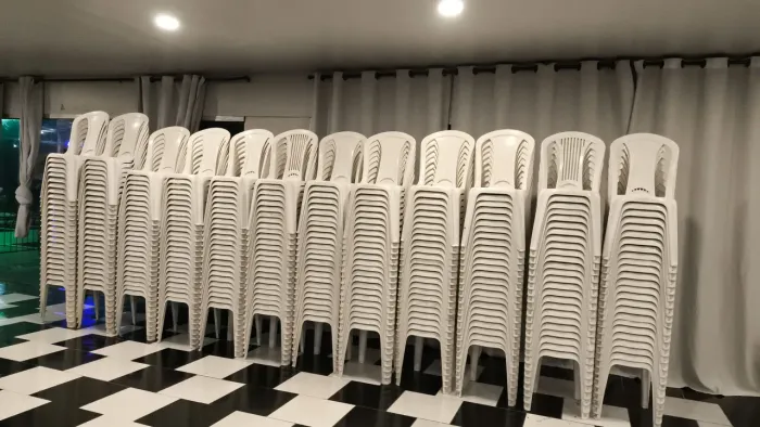 Locação de mesas e cadeiras