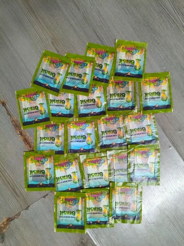 Pacotinhos de figurinhas 2014,21 envelopes