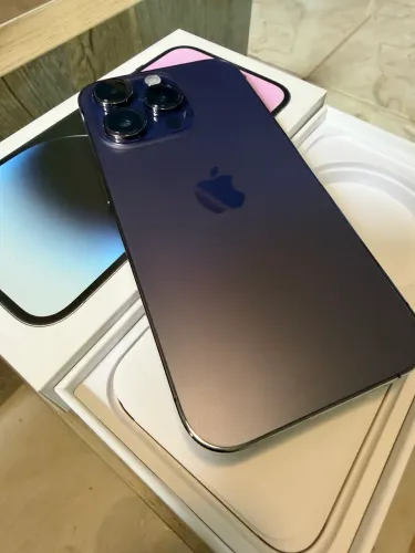 iPhone 14 Pro roxo profundo 128 GB