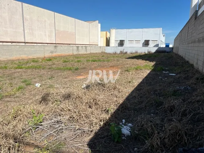 TERRENO INDUSTRIAL PARA LOCAÇÃO NO CONDOMÍNIO INDUSTRIAL
