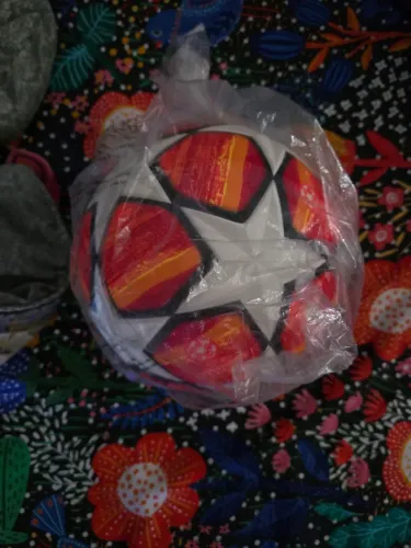 Bola Champions League Adidas Nova