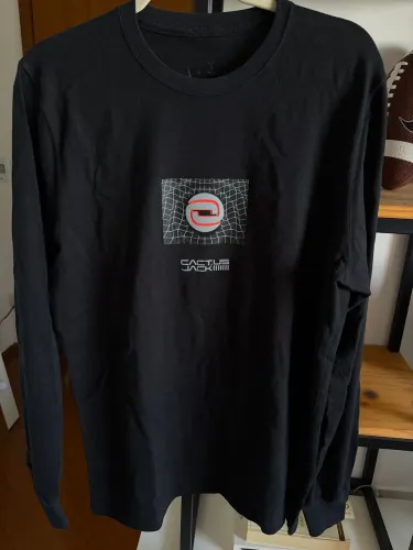 Blusa Travis Scott Cactus Jack