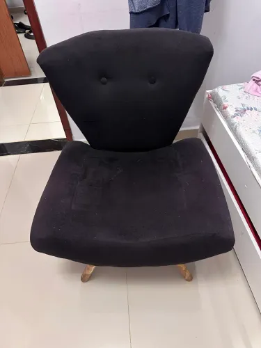 Poltronas tenho 3 unidades 150,00 cada