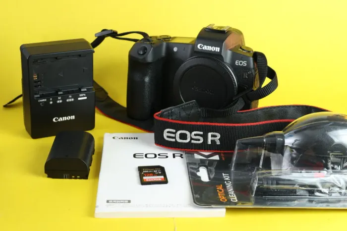 Canon EOS R - Mirrorless Full frame 