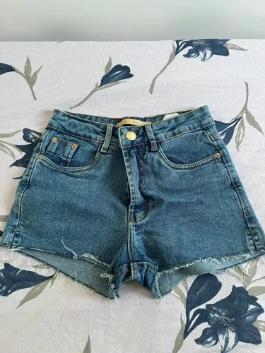 SHORT JEANS SEMINOVO FEMININO!!