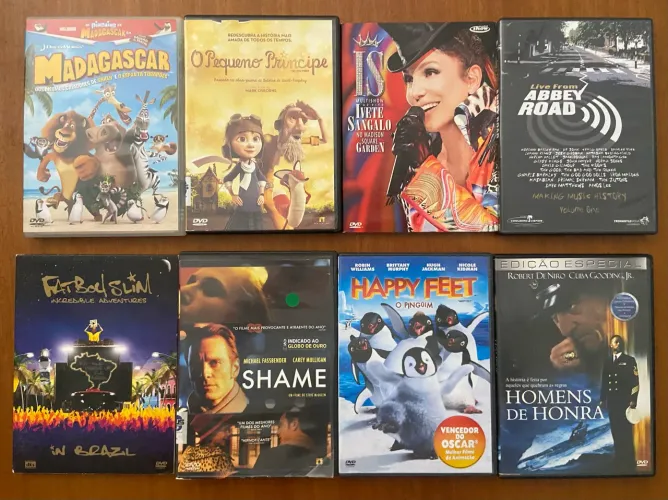Dvds, séries, filmes e musicais. R$5,00 cada (mínimo 4 unid)