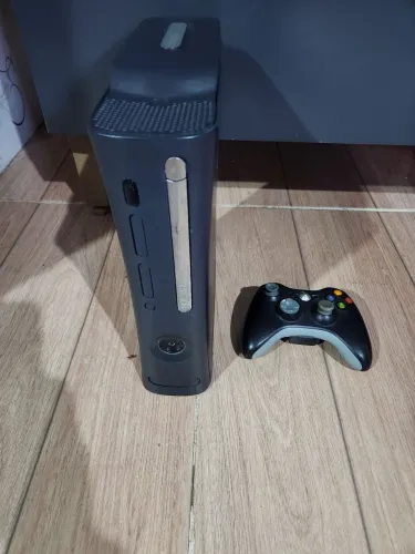 Xbox 360 elite  hd 120gb  controle original  lt 3.0  pen drive desbloqueio abadvatar 7jogo