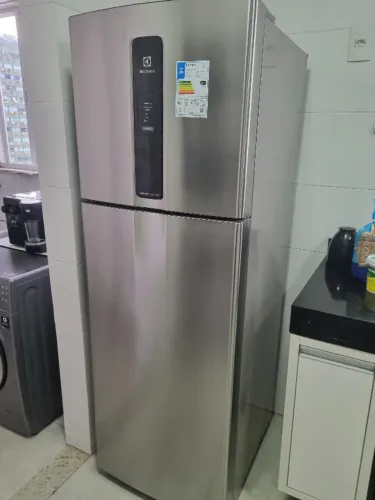 Geladeira Electrolux Frost Free Duplex Efficient com AutoSense, 390L, design Inox Look
