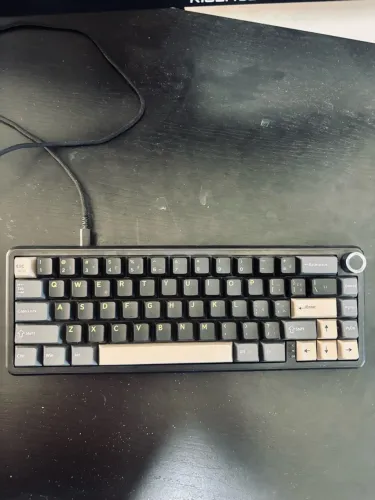 TECLADO MECÂNICO X66 65%