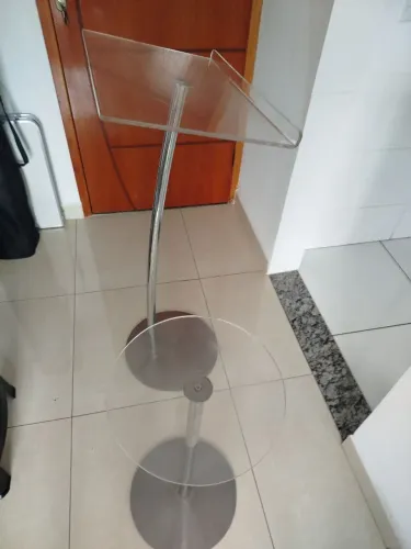 Púlpito moderno 
