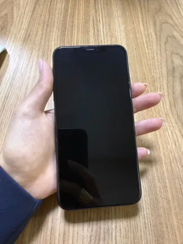 Vende-se iPhone 11 PRO MAX 256GB