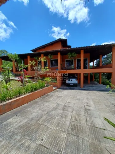 Casa de Condomínio com 9 quartos em Aldeia