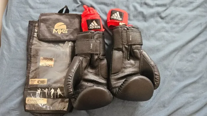 Luvas Boxe e Muay Thai -14 Oz