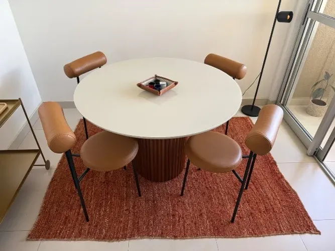 Mesa de jantar em madeira maciça carvalho tampo em vidro fendi nobre
