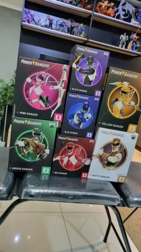 Power Rangers Iron Studios