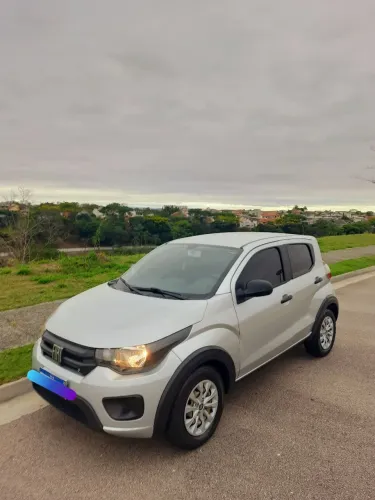 Fiat Mobi Like 1.0 Fire Flex 5P. 2021