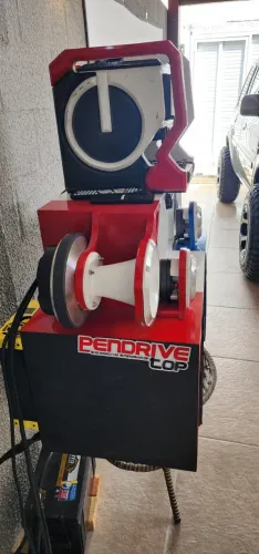 *CAIXA TRIO MUITO NOVA *