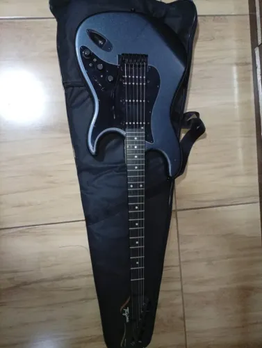 Vende-se GUITARRA TAGIMA SIXMART