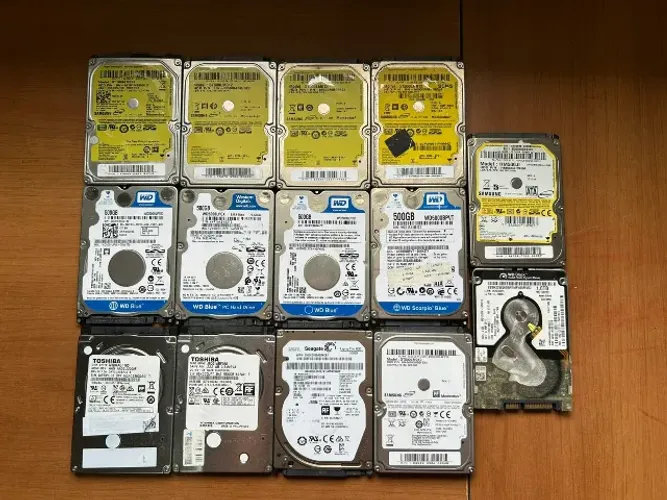 Lote 14 HDs 2,5 SATA 8,5TB Total Toshiba WD Seagate Samsung