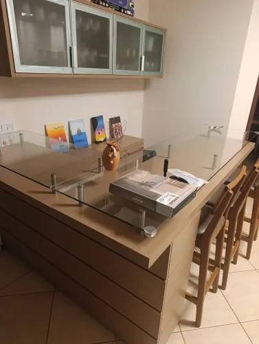 Vende-se móvel função Bar ou balcão loja