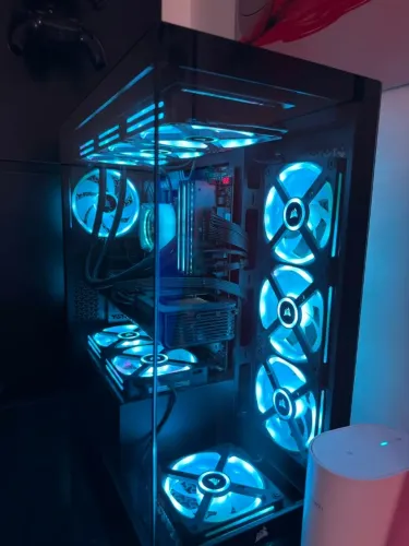 PC Gamer High-End Ryzen 7 9800X3D + RTX 5070 Ti + Monitor 500Hz + Periféricos