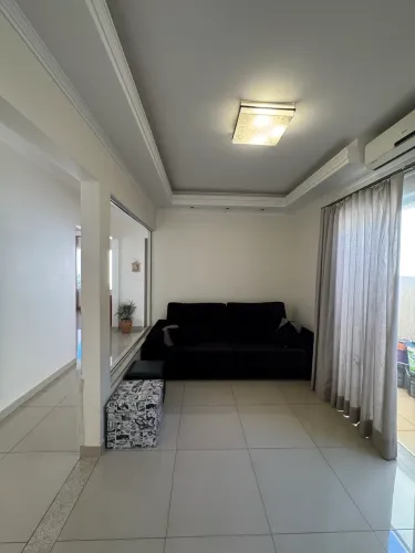 Linda casa no Laranjeiras ( Próx ao Shopping Jaraguá )