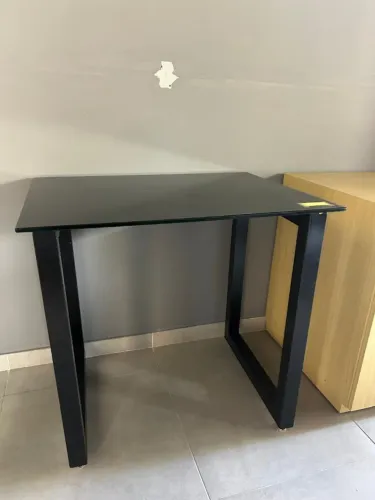 Mesa de Escritório Compacta 80cm em Vidro Temperado | 3 Unidades